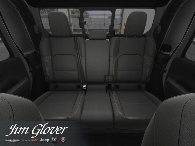 Photo of 2025 Granite Crystal Clearcoat Metallic Jeep Gladiator