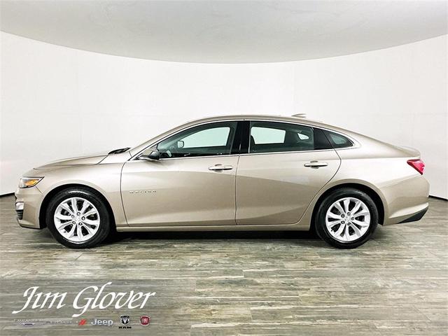 Photo of 2022 Mineral Gray Metallic Chevrolet Malibu