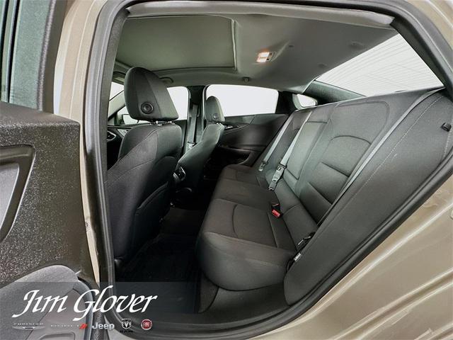 Photo of 2022 Mineral Gray Metallic Chevrolet Malibu