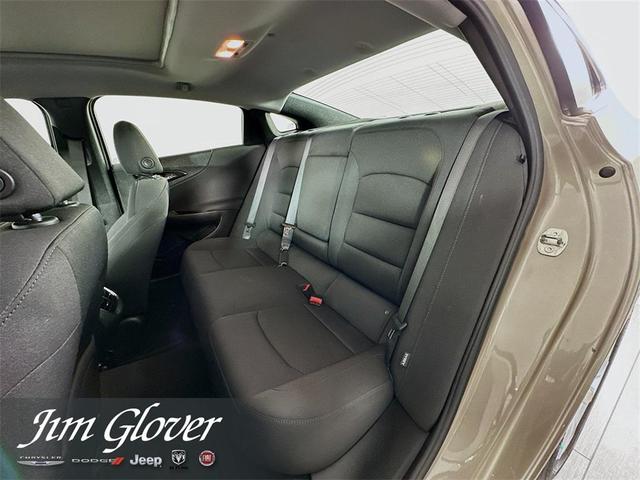 Photo of 2022 Mineral Gray Metallic Chevrolet Malibu