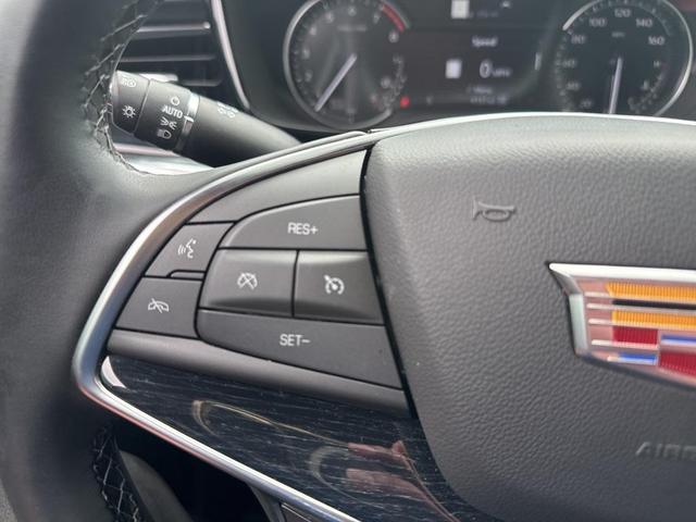 Photo of 2025 Stellar Black Metallic Cadillac XT5