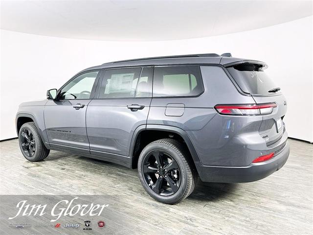 Photo of 2025 Metallic Jeep Grand Cherokee L