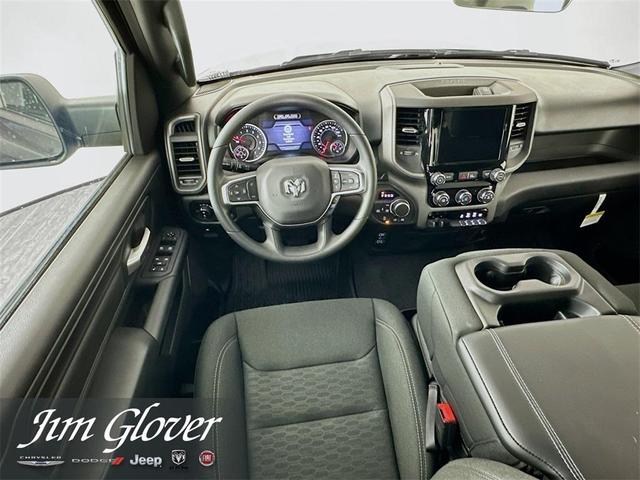 Photo of 2026 Granite Crystal Clearcoat Metallic RAM 1500