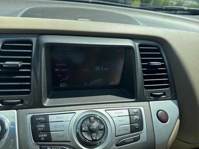 Photo of 2013 Tinted Bronze Nissan Murano