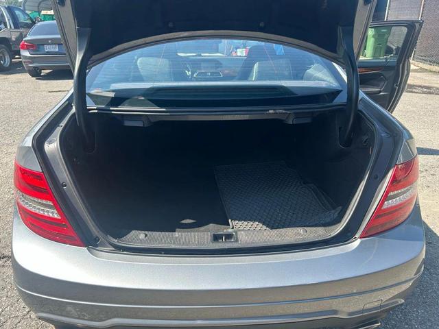 Photo of 2014 Silver Mercedes-Benz C-Class