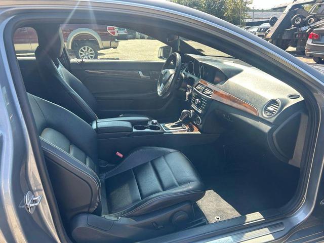 Photo of 2014 Silver Mercedes-Benz C-Class