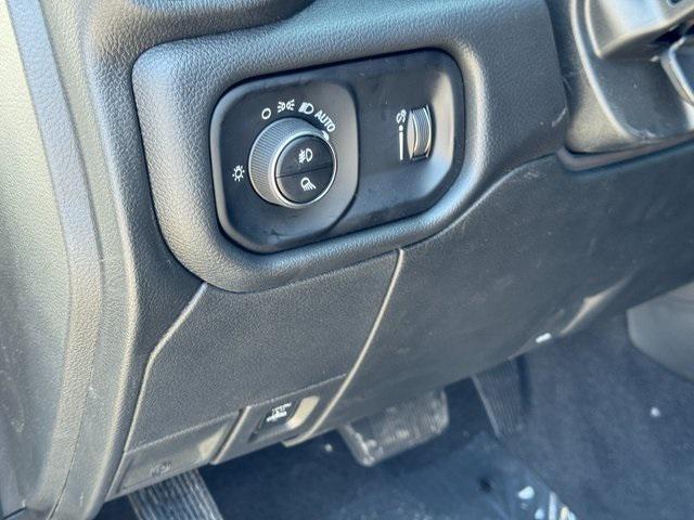 Photo of 2025 Bright White Clearcoat RAM 2500