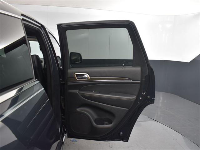 Photo of 2014 Maximum Steel Metallic Clearcoat Jeep Grand Cherokee