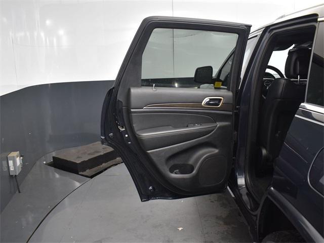 Photo of 2014 Maximum Steel Metallic Clearcoat Jeep Grand Cherokee