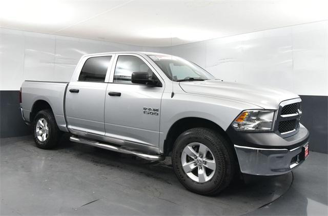 Photo of 2014 Bright Silver Metallic Clearcoat RAM 1500