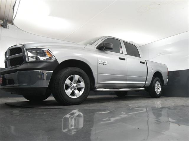 Photo of 2014 Bright Silver Metallic Clearcoat RAM 1500