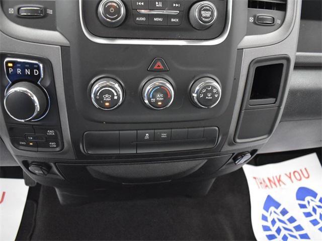 Photo of 2014 Bright Silver Metallic Clearcoat RAM 1500