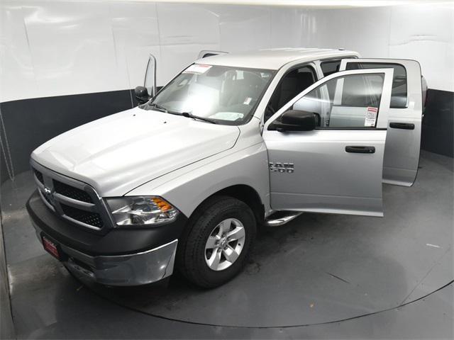 Photo of 2014 Bright Silver Metallic Clearcoat RAM 1500