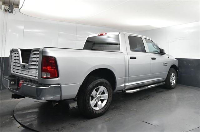 Photo of 2014 Bright Silver Metallic Clearcoat RAM 1500