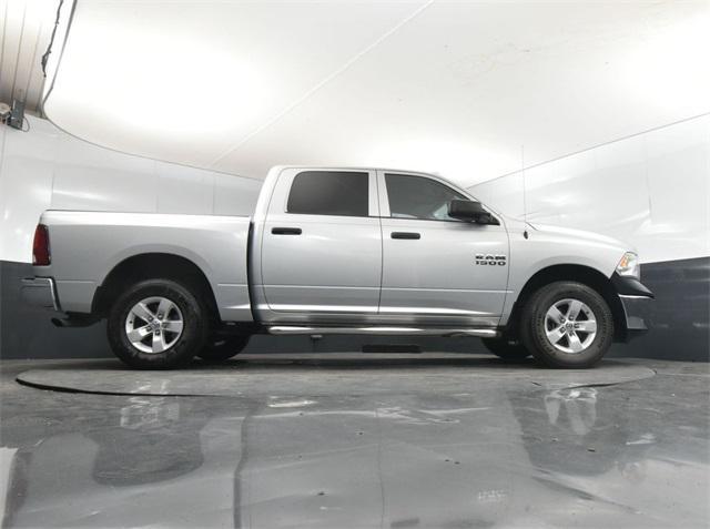 Photo of 2014 Bright Silver Metallic Clearcoat RAM 1500