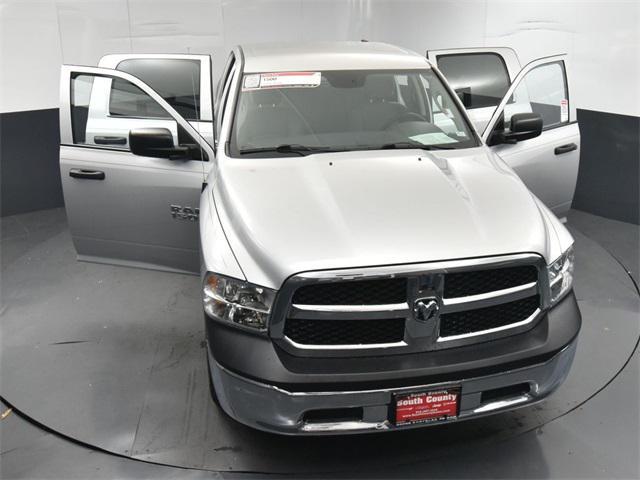 Photo of 2014 Bright Silver Metallic Clearcoat RAM 1500