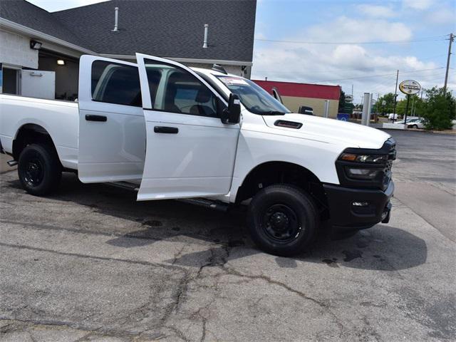 Photo of 2025 Bright White Clearcoat RAM 2500