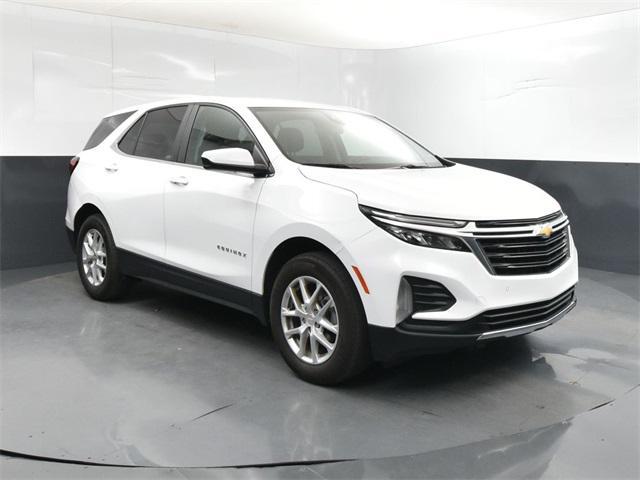 Photo of 2024 Summit White Chevrolet Equinox