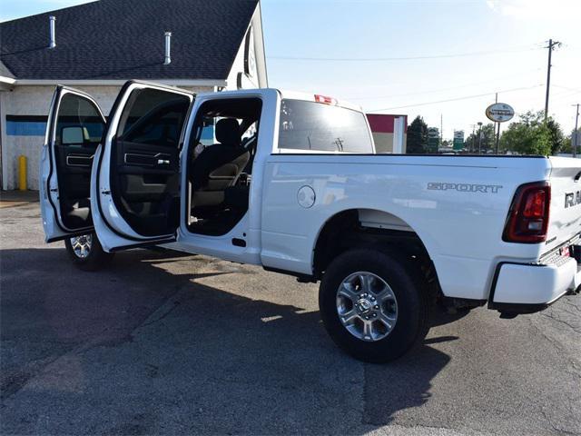 Photo of 2025 Bright White Clearcoat RAM 2500