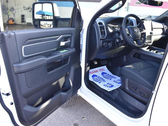 Photo of 2025 Bright White Clearcoat RAM 2500