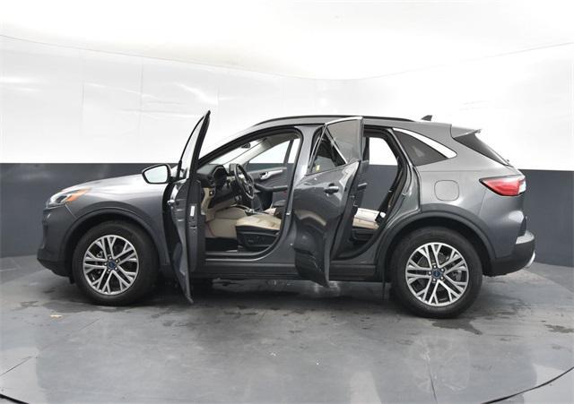 Photo of 2021 Carbonized Gray Metallic Ford Escape