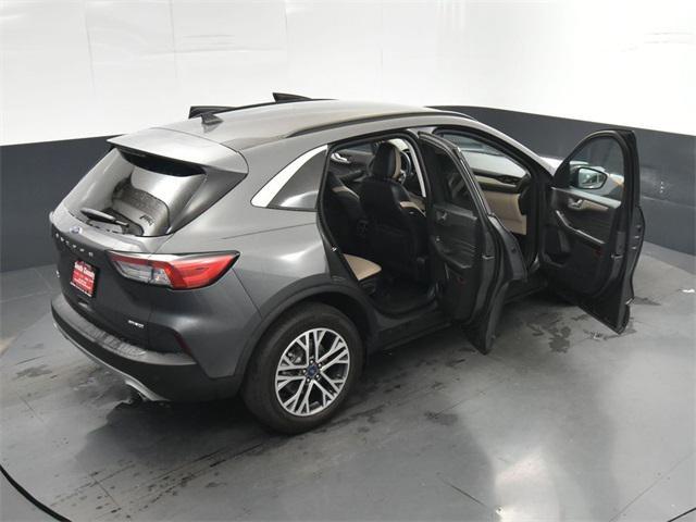 Photo of 2021 Carbonized Gray Metallic Ford Escape