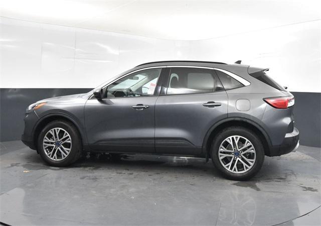 Photo of 2021 Carbonized Gray Metallic Ford Escape