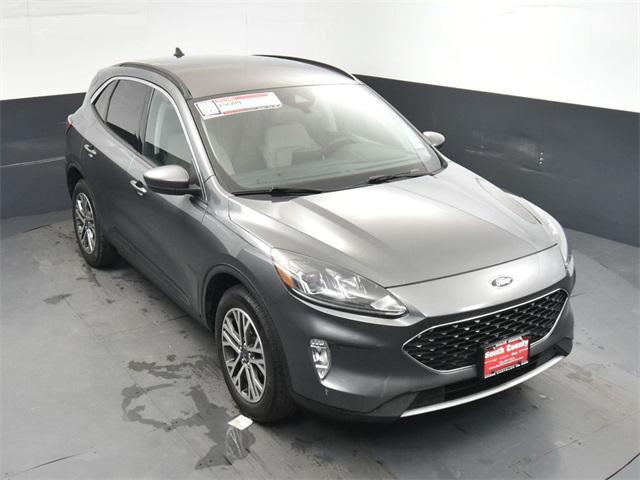 Photo of 2021 Carbonized Gray Metallic Ford Escape