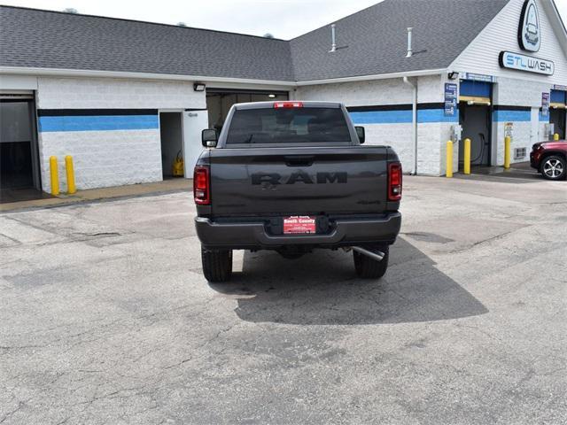 Photo of 2025 Granite Crystal Metallic Clearcoat RAM 2500