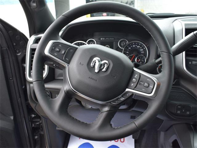Photo of 2025 Granite Crystal Metallic Clearcoat RAM 2500