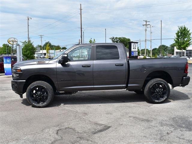 Photo of 2025 Granite Crystal Metallic Clearcoat RAM 2500