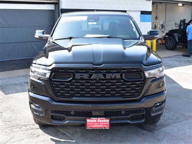 Photo of 2026 Diamond Black Crystal Pearlcoat RAM 1500