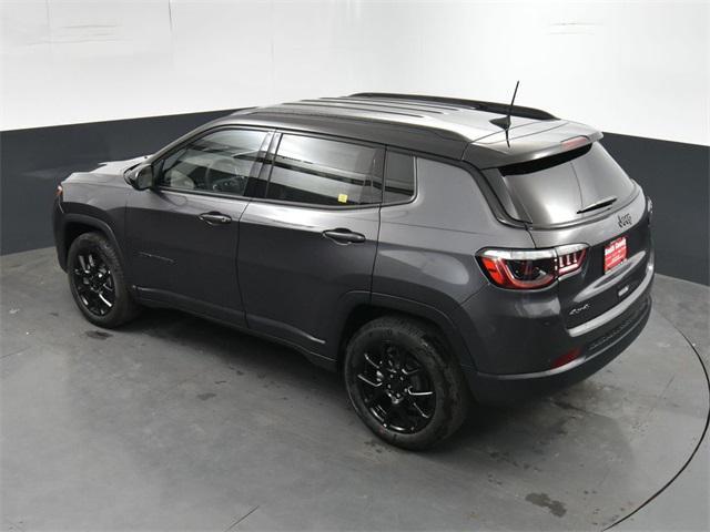 Photo of 2024 Baltic Gray Metallic Clearcoat Jeep Compass