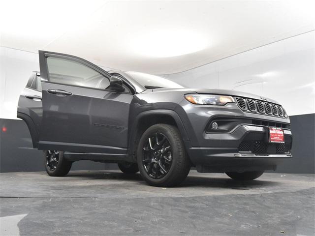 Photo of 2024 Baltic Gray Metallic Clearcoat Jeep Compass