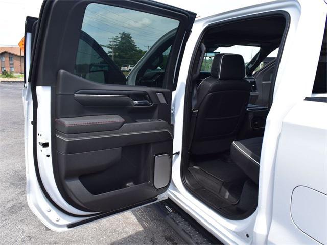 Photo of 2024 Summit White GMC Sierra 1500