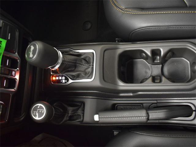 Photo of 2025 Bright White Clearcoat Jeep Wrangler