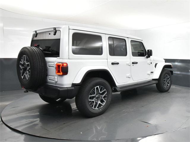 Photo of 2025 Bright White Clearcoat Jeep Wrangler