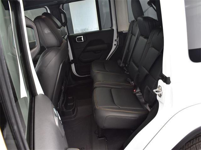 Photo of 2025 Bright White Clearcoat Jeep Wrangler