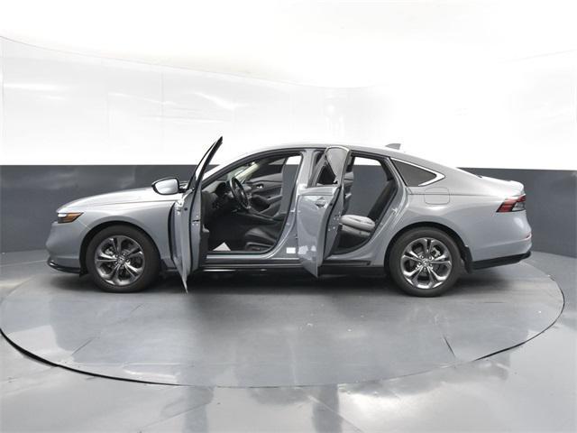 Photo of 2023 Gray Honda Accord Hybrid