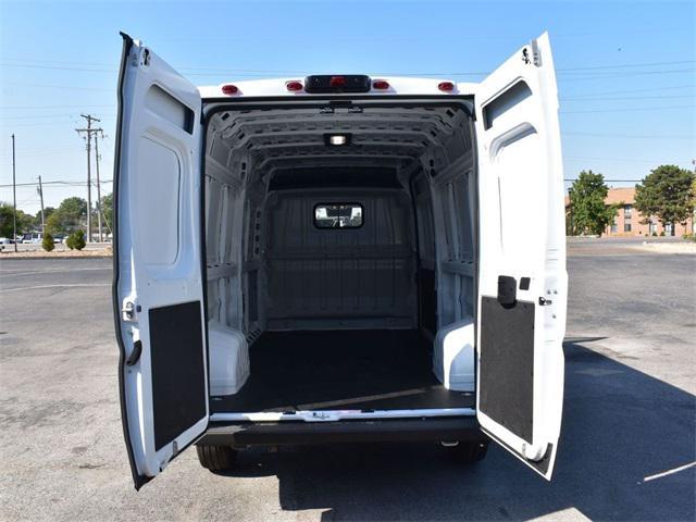 Photo of 2026 Bright White Clearcoat RAM ProMaster 2500