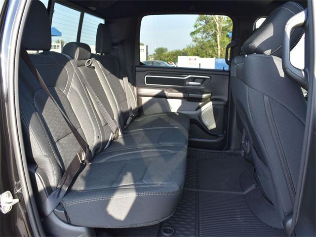 Photo of 2026 Diamond Black Crystal Pearlcoat RAM 1500