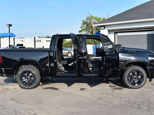 Photo of 2026 Diamond Black Crystal Pearlcoat RAM 1500