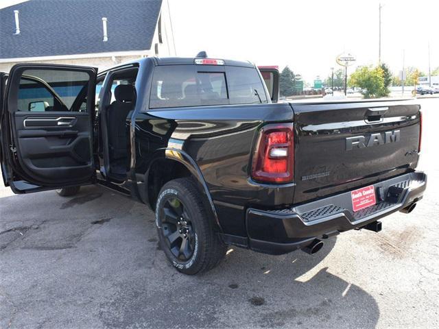 Photo of 2026 Diamond Black Crystal Pearlcoat RAM 1500