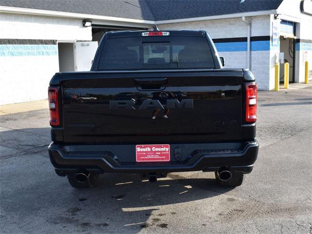 Photo of 2026 Diamond Black Crystal Pearlcoat RAM 1500