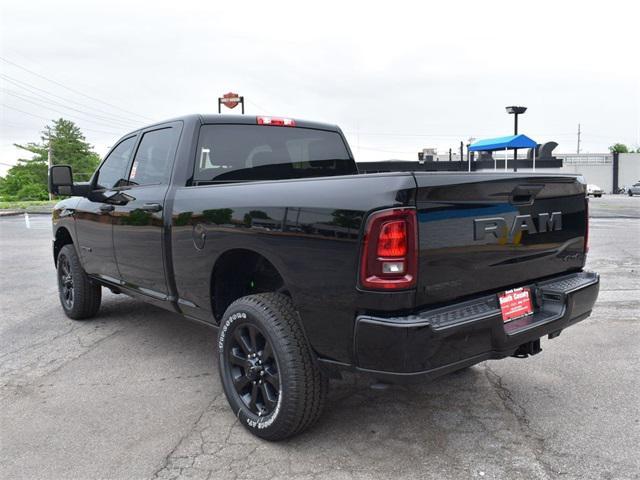 Photo of 2025 Diamond Black Crystal Pearlcoat RAM 2500