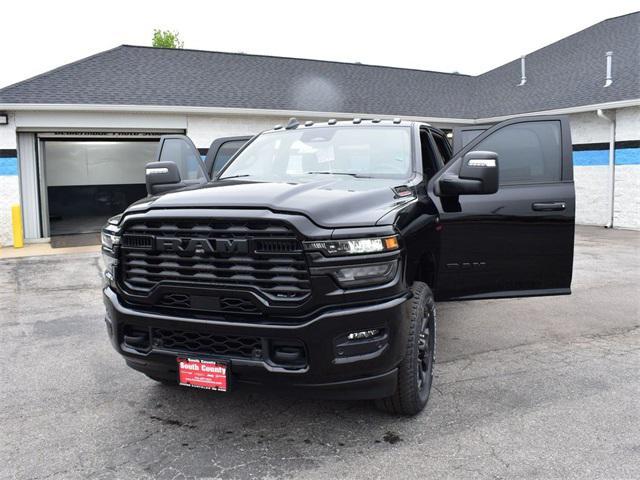 Photo of 2025 Diamond Black Crystal Pearlcoat RAM 2500