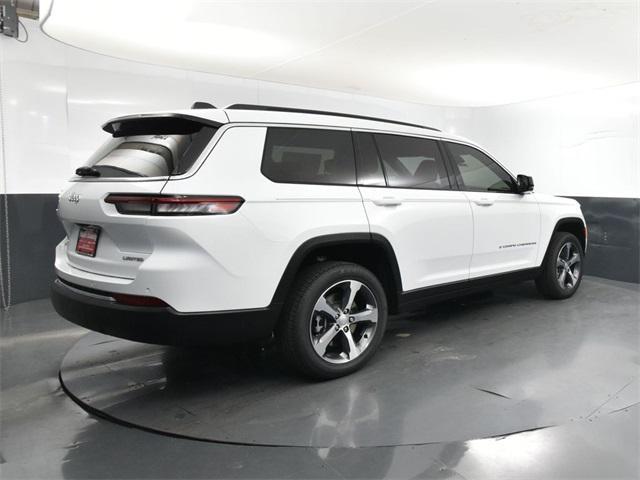 Photo of 2025 Bright White Clearcoat Jeep Grand Cherokee L