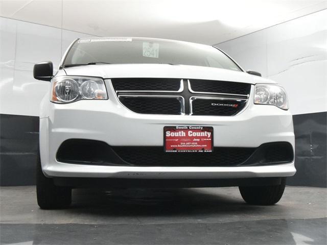 Photo of 2018 White Knuckle Clearcoat Dodge Grand Caravan