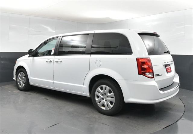 Photo of 2018 White Knuckle Clearcoat Dodge Grand Caravan