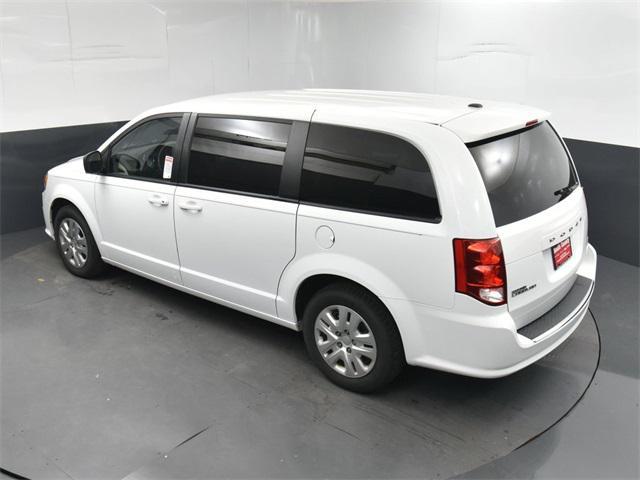 Photo of 2018 White Knuckle Clearcoat Dodge Grand Caravan